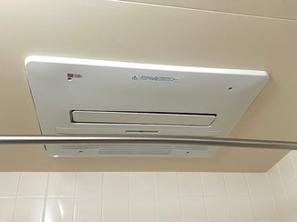 小工事 入浴時の寒さを解消する浴室換気乾燥暖房機